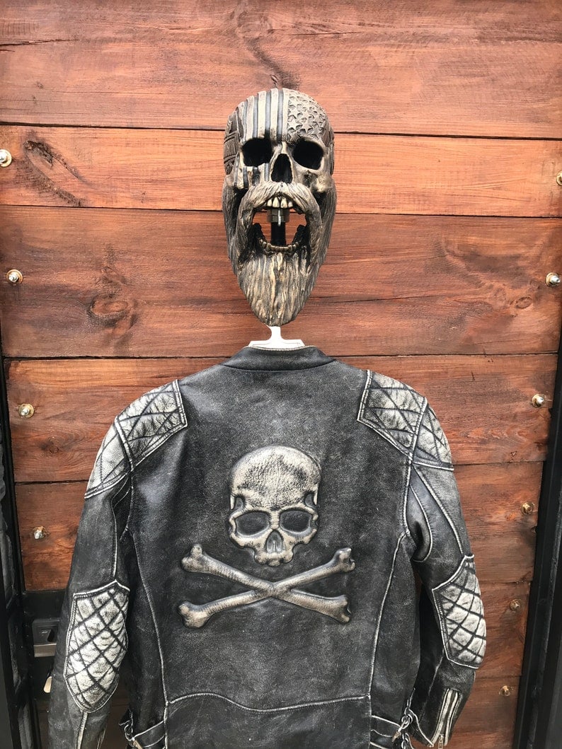 🎄Motorcycle Skull Helmet Holder with Beard(🎁Christmas gift for riders)