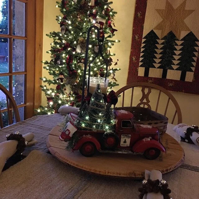 🎄Red Farm Truck Christmas Decors