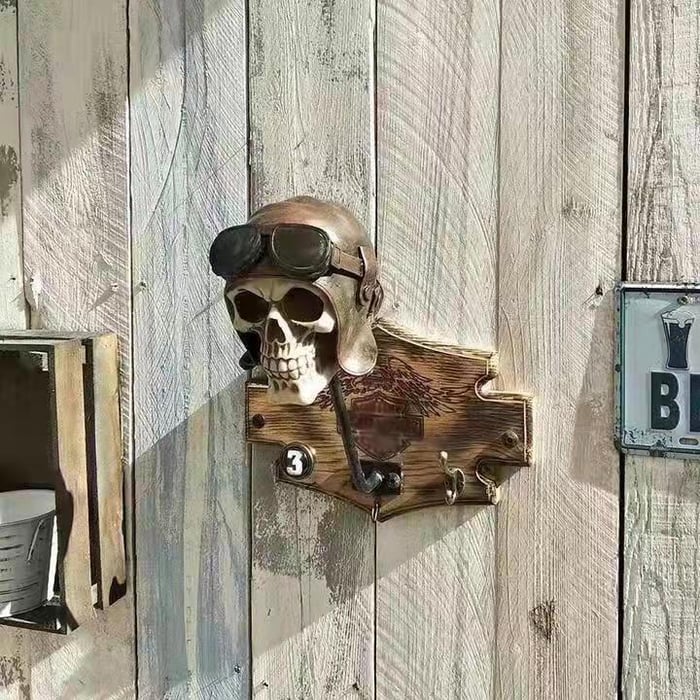 🎄Motorcycle Skull Helmet Holder with Beard(🎁Christmas gift for riders)